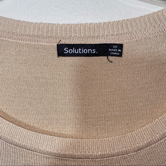 Solutions Ruffle Front Sweater Size XS - Picture 4 of 5